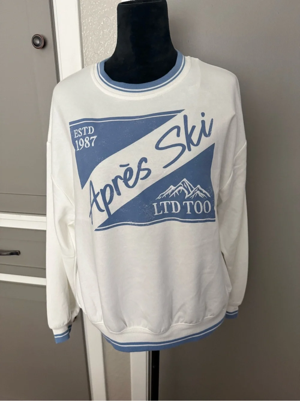 Limited Too White Crewneck Sweater with Light Blue Ski Graphic